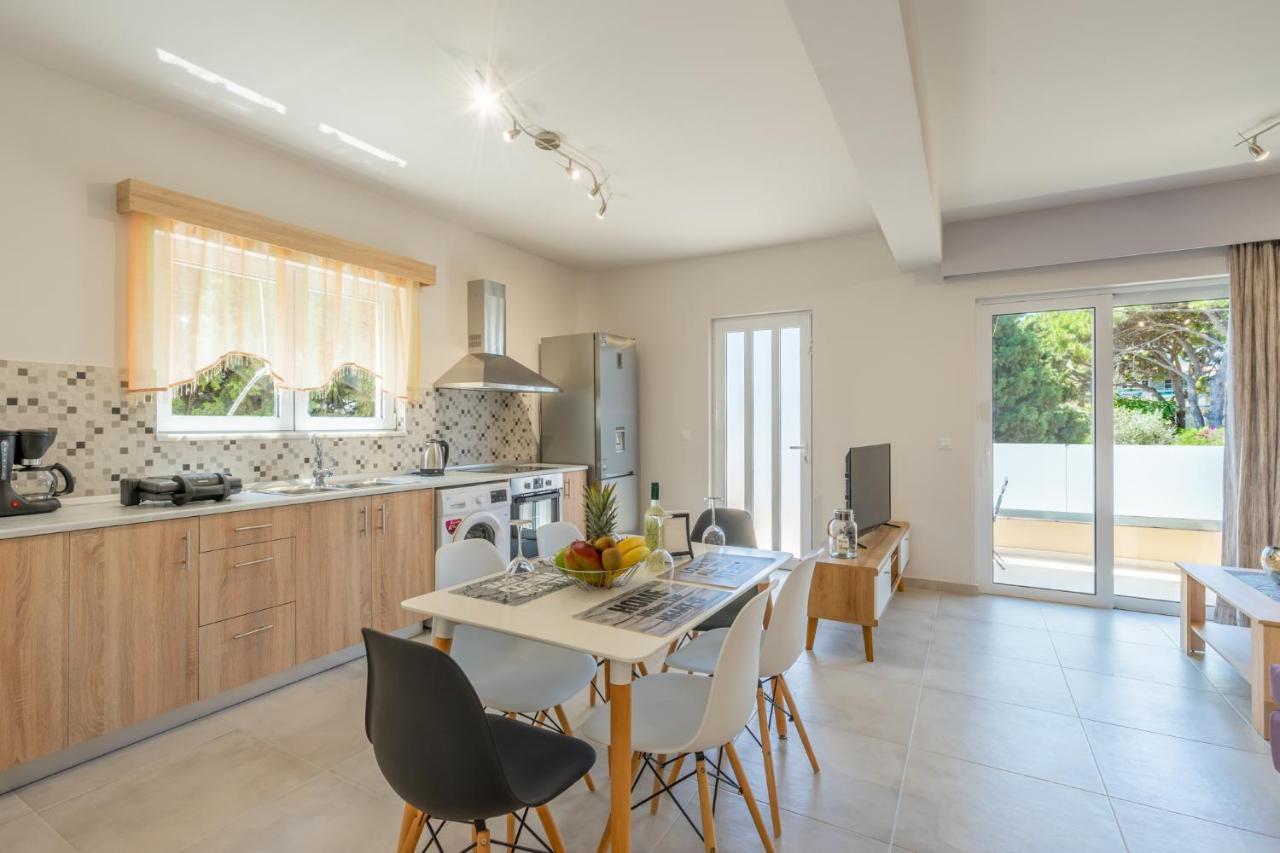 Apartment Massimo Lalyssos Eksteriør billede