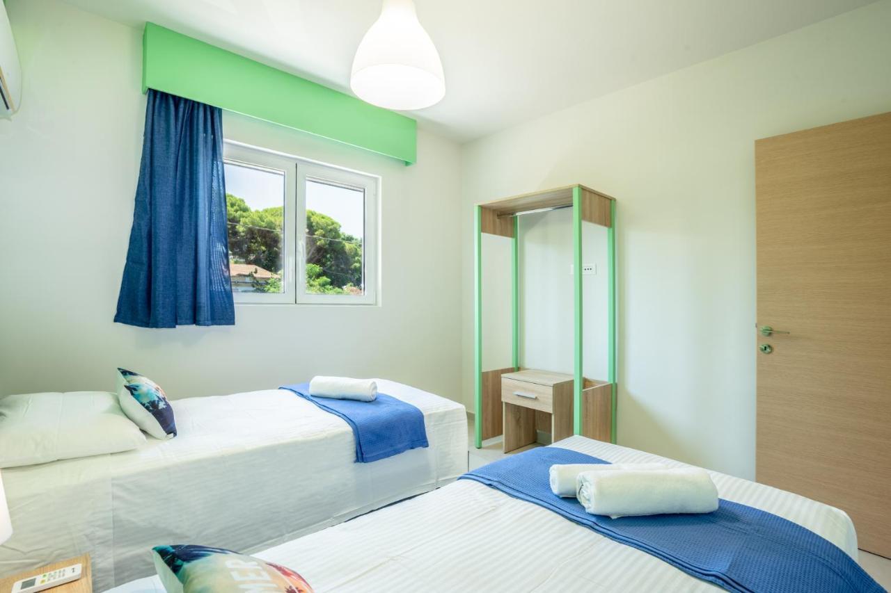 Apartment Massimo Lalyssos Eksteriør billede
